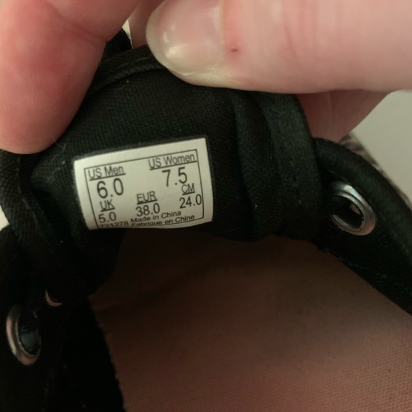 Black and White Floral Rose Vans Classics - Picture 4 of 4